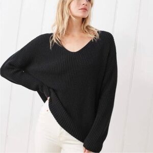 Jenni Kayne Women's Cabin Black V-Neck Sweater Size M